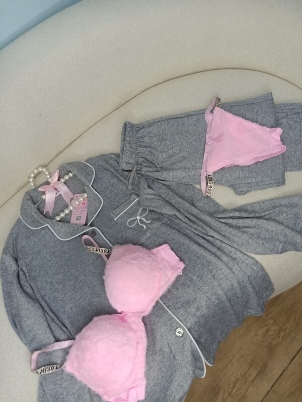 طقم بيجامة نسائي قطني مع أزرار