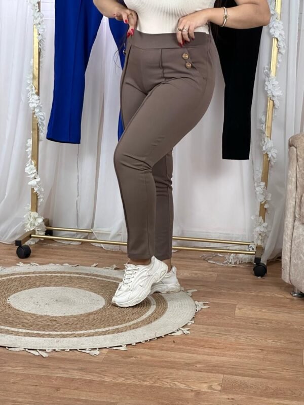 سروال نسائي مريح و أنيق a chev